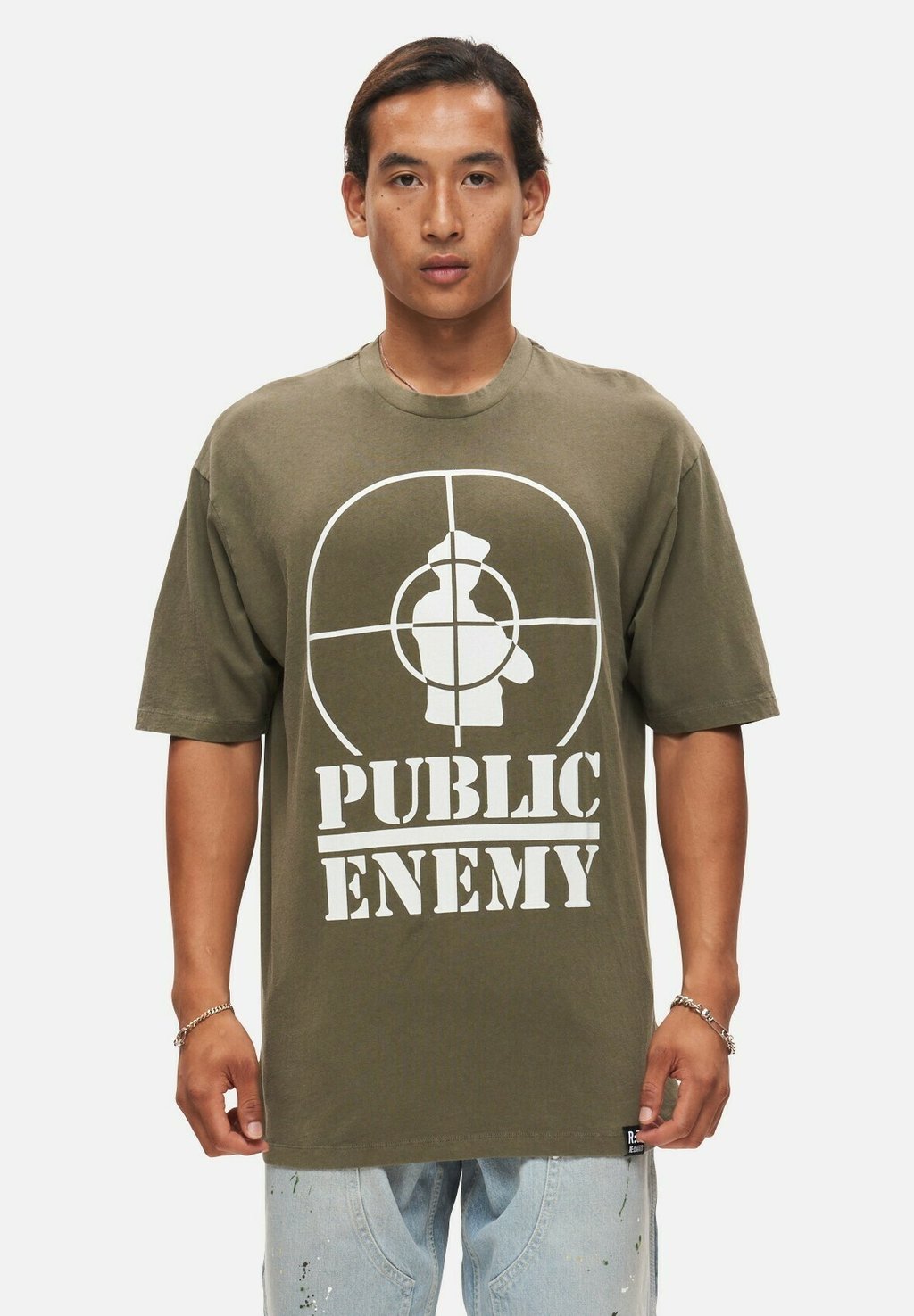 

Футболка с принтом Public Enemy Tonal Target Re:Covered, цвет washed khaki