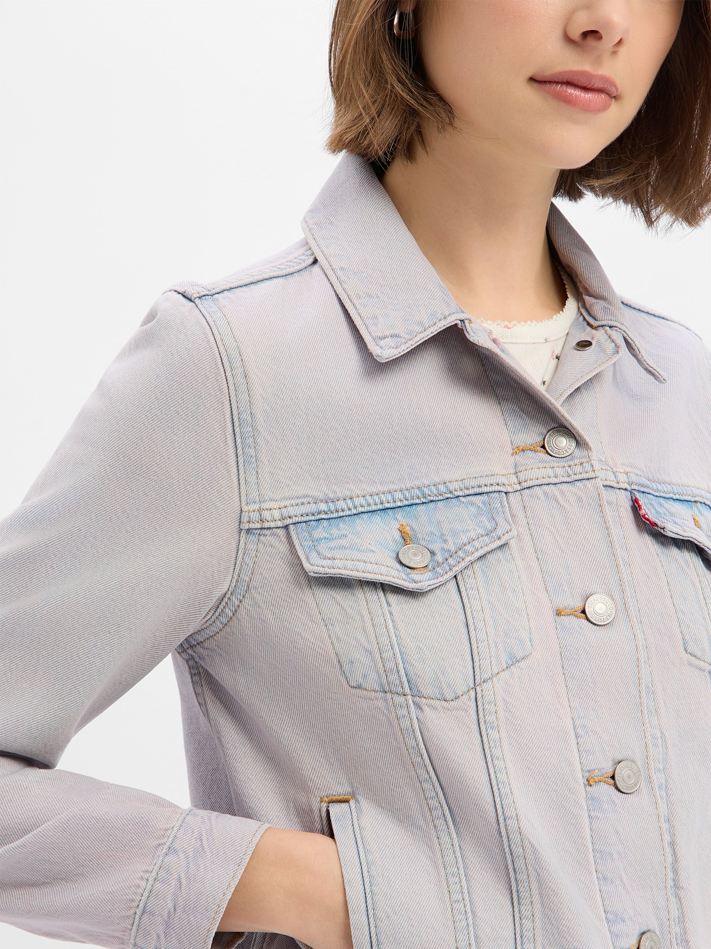 LEVI'S  Демисезонная куртка в пастельно-голубом цвете — фото 4
