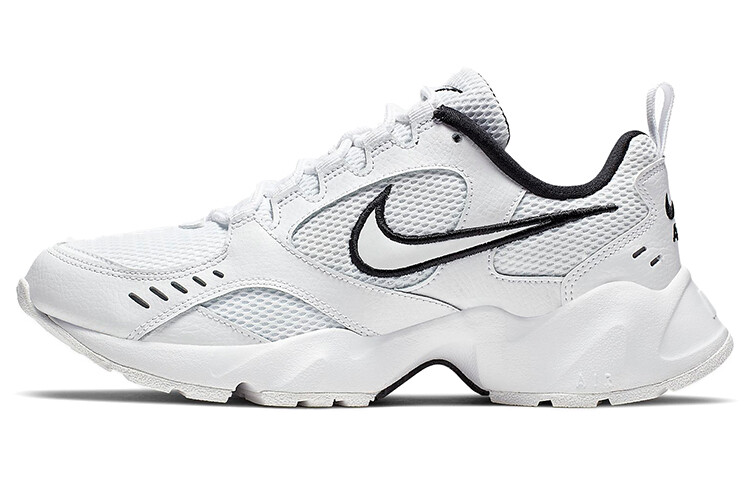 Женская обувь Nike Air Heights Lifestyle