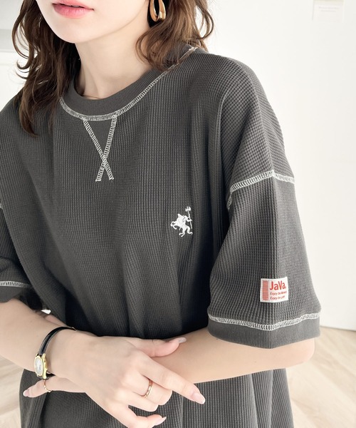 

Футболка с короткими рукавами, жатого материала, с вышивкой Java Collaboration, угольно-серый