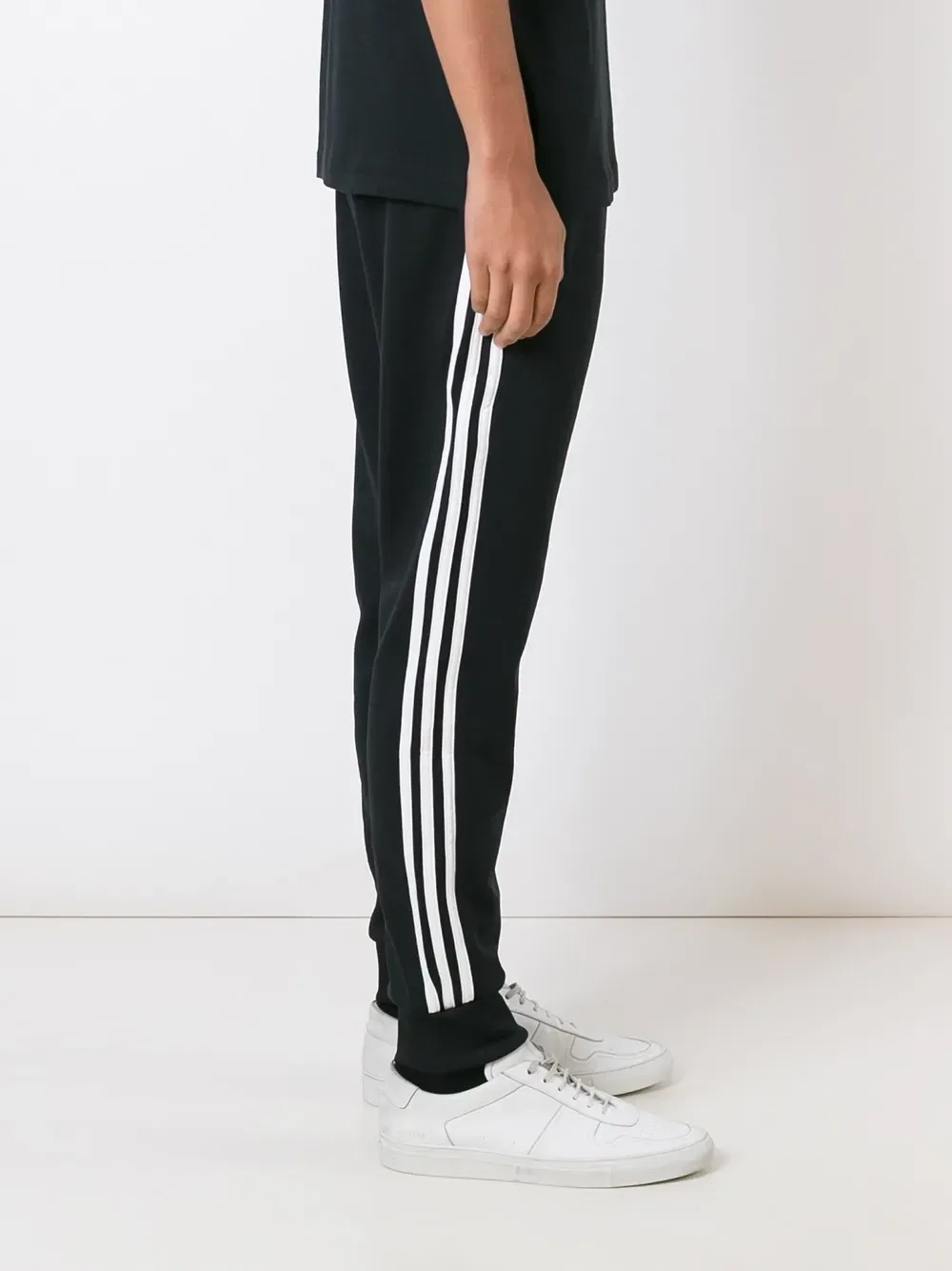 Спортивные штаны с манжетами "Суперзвезда" Adidas, черный — фото 3