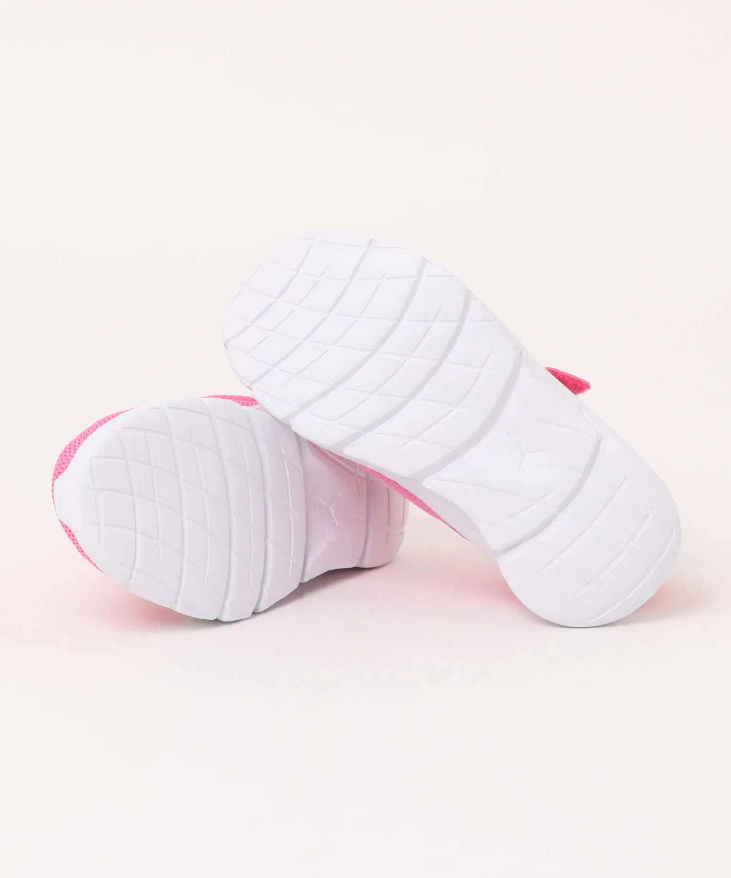 Детские кроссовки PUMA FLEXFOCUS MODERN AC+ PS лёгкие бело-чёрные — фото 3