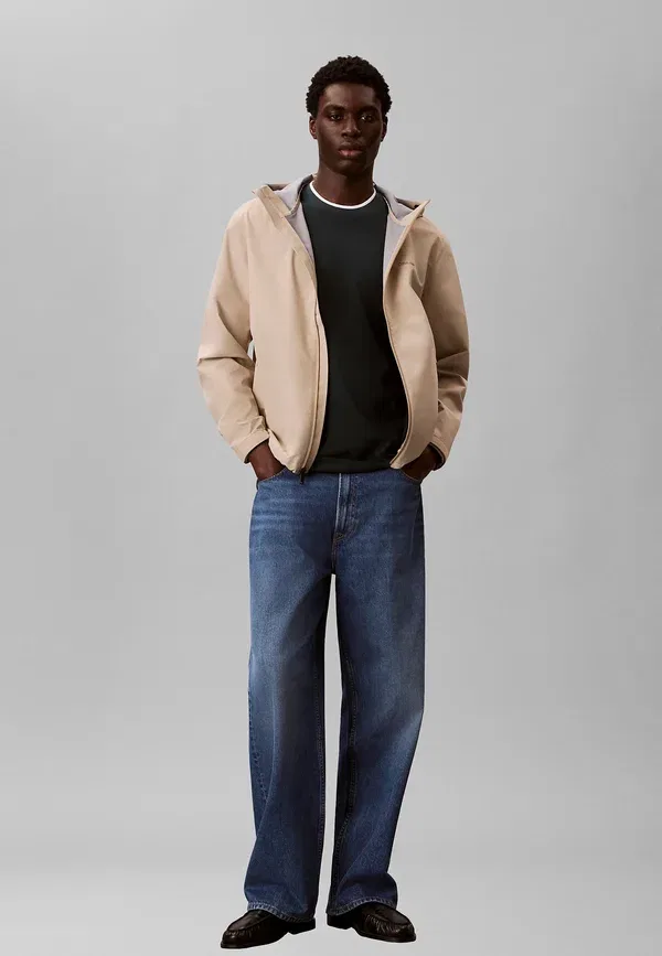 Футболка базовая Calvin Klein, почти темно-синий — фото 2