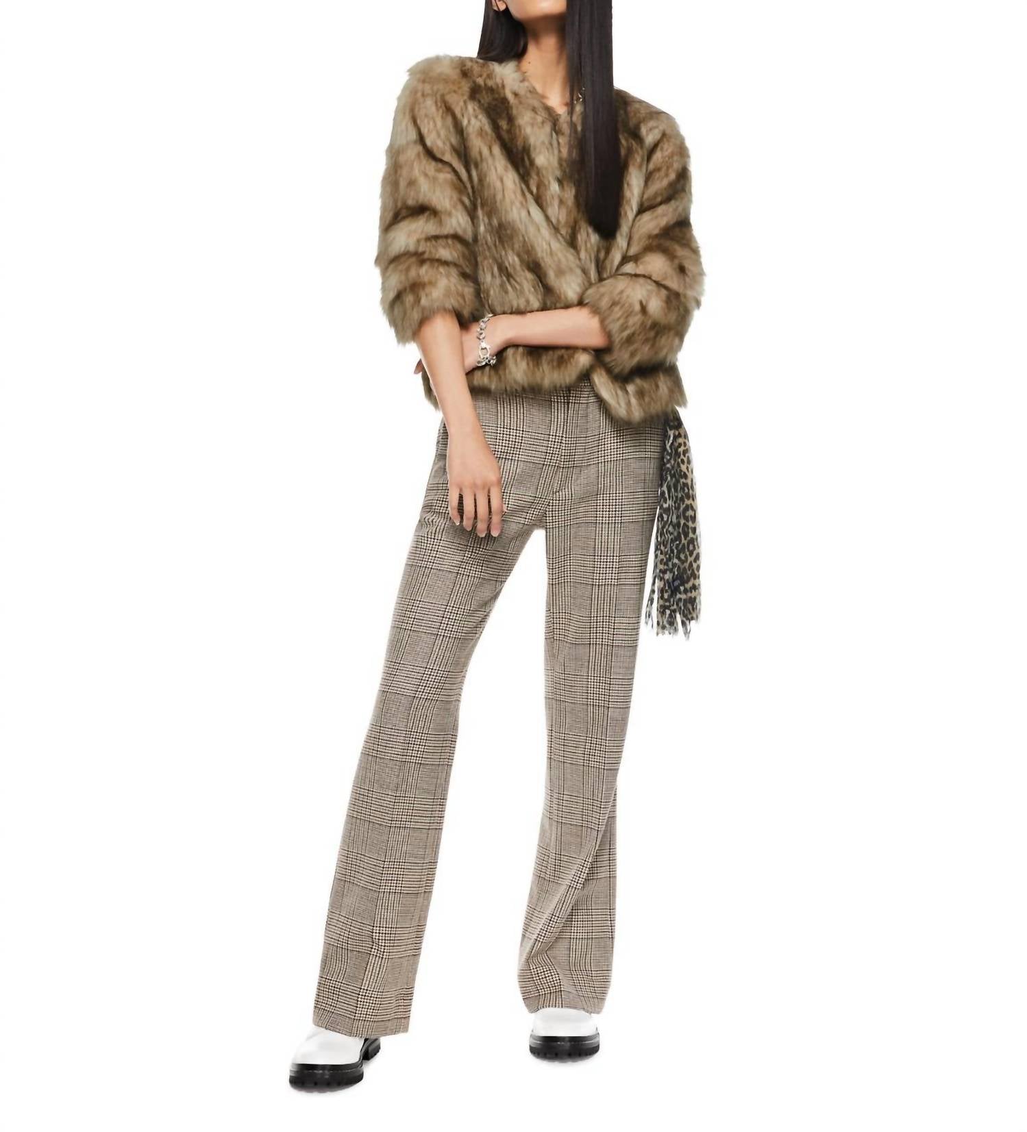 

Искусственная меховая куртка в светлом капучино ON THIS DAY, Light Cappucino