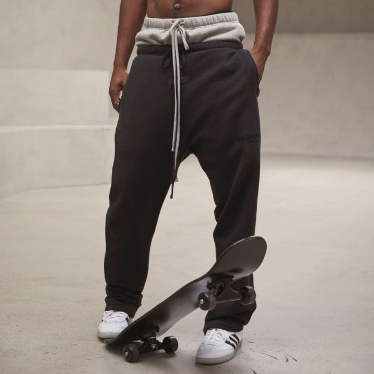 Спортивные брюки Fear of God Essentials SS22 Sweatpants 'Stretch Limo' FOG-SS22-465, черный — фото 4