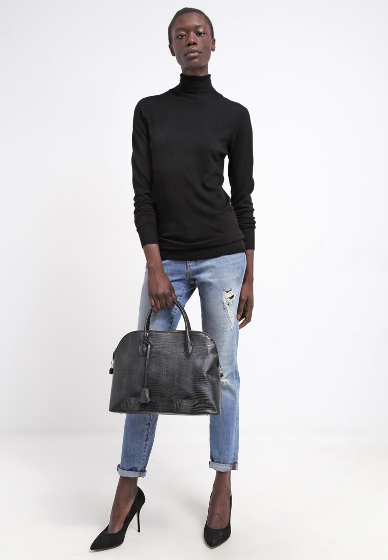 

Свитер Astrid Roll Neck Kaffe, черный