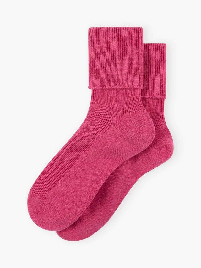 

Носки из рубчатого кашемира rich Brora, цвет Geranium