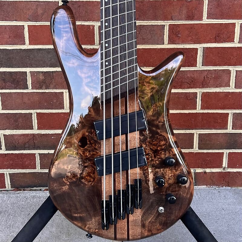 

Басс гитара Spector NS Dimension 5, 5-String Multi Scale, Super Faded Black, Fishman Fluence Pickups, Gig Bag