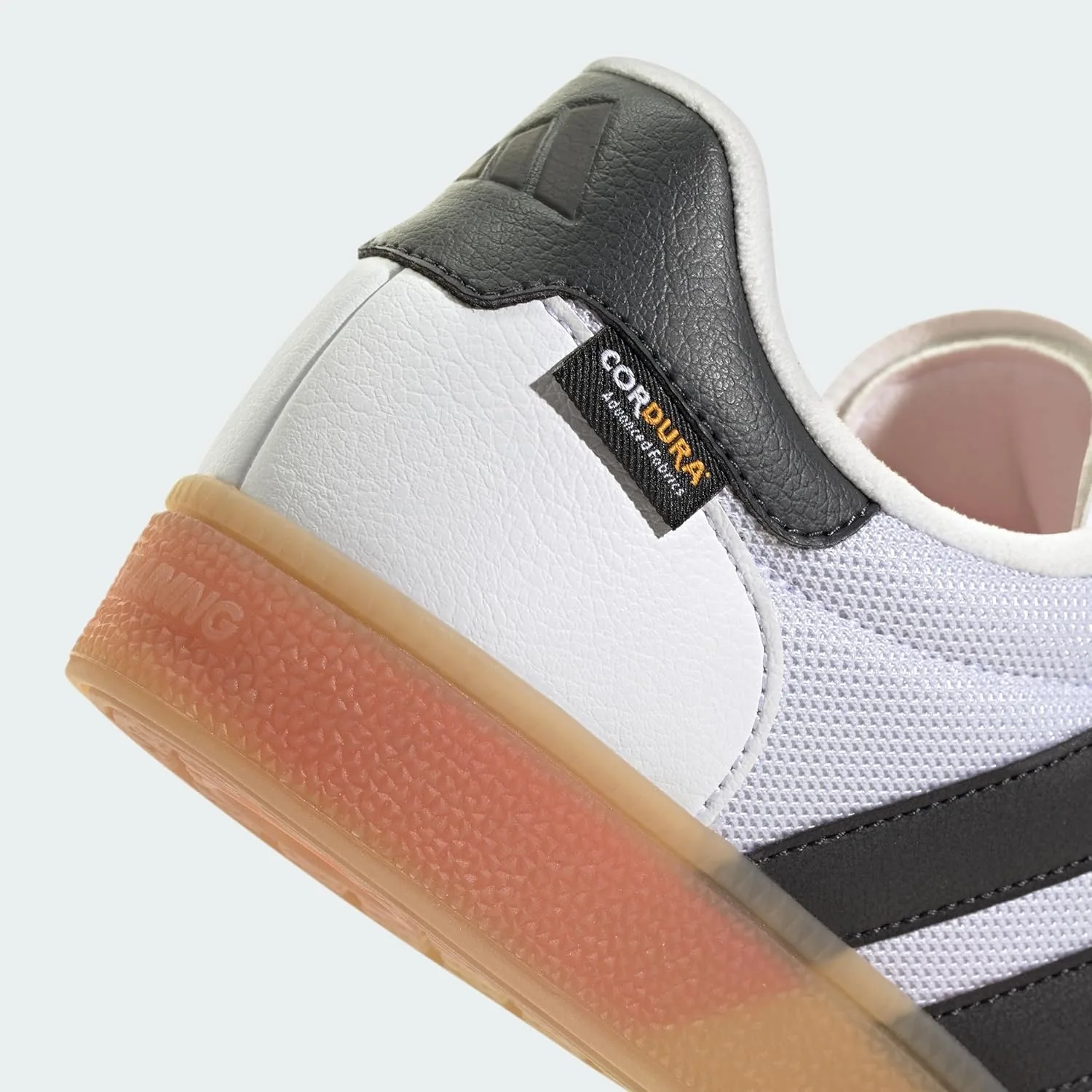 Тренировочные кроссовки Adidas, белый/черный/красный — фото 4