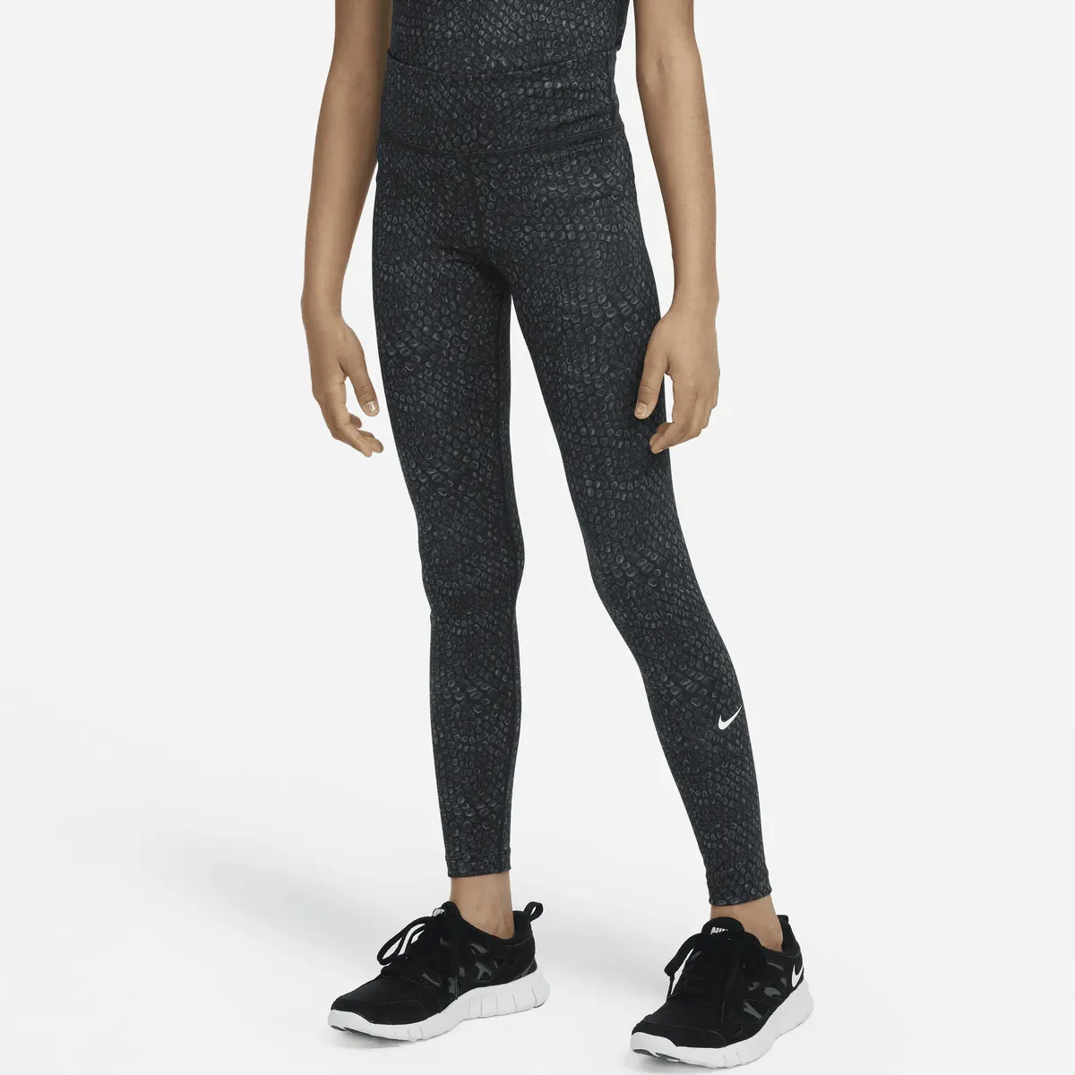 

Тренировочные тайтсы Nike "Dri-FIT One Big Kids' (Girls' Training Leggings)", черный