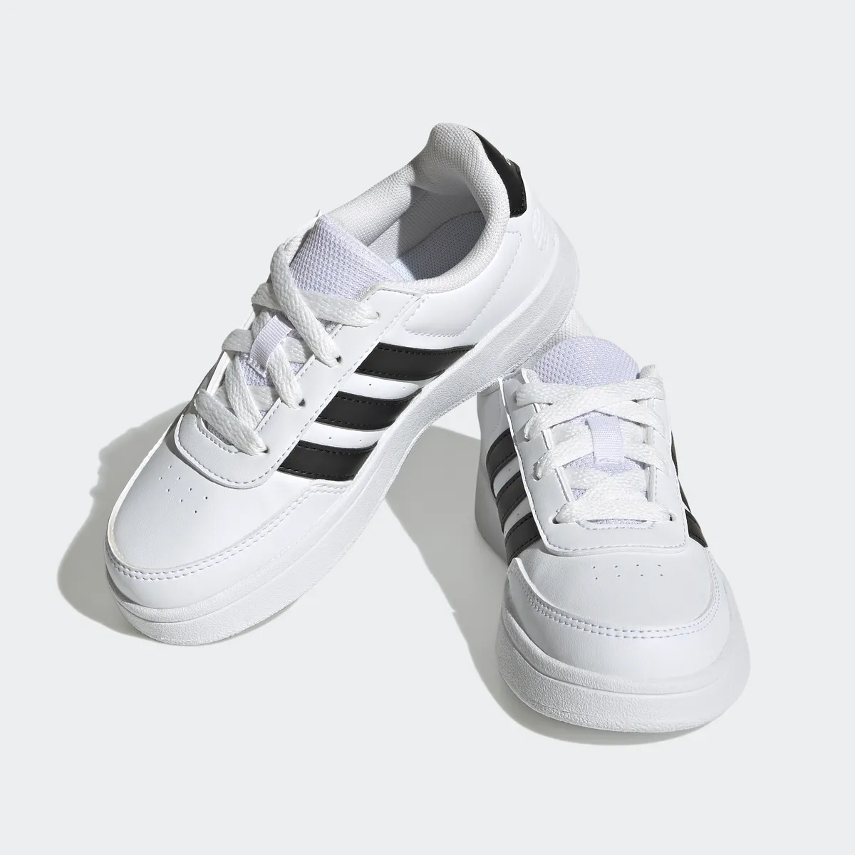 

Спортивные кроссовки adidas "BREAKNET LIFESTYLE COURT LACE" Adidas Sportswear, белый