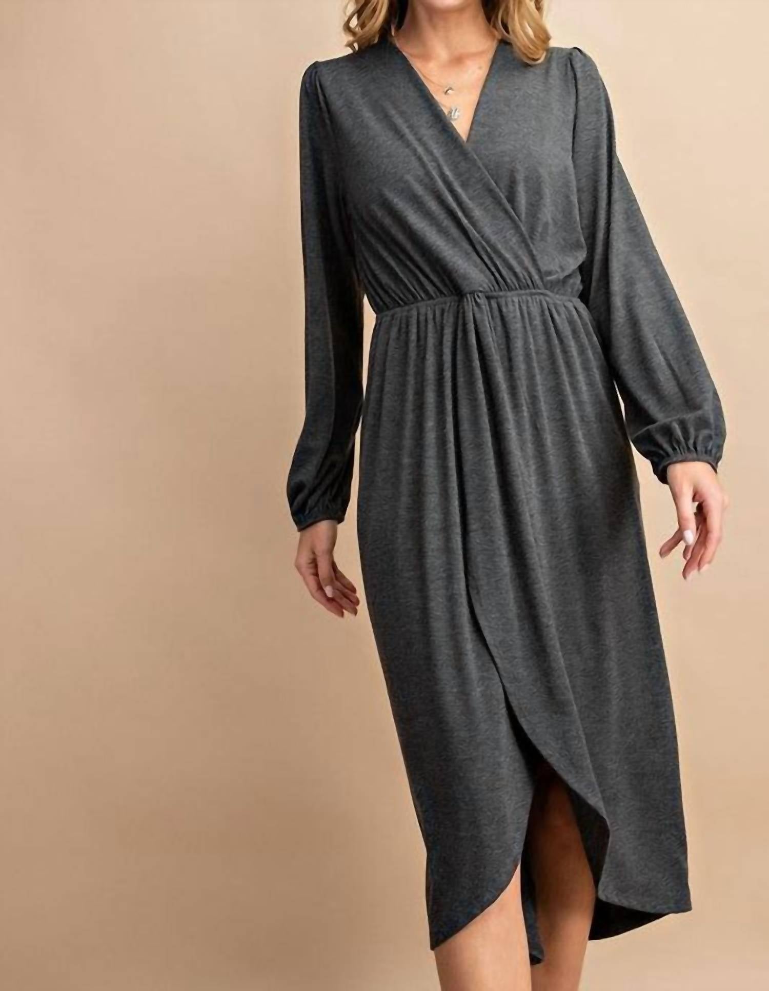 

Платье с длинными рукавами в цвете «древесный уголь» FSL Apparel, цвет charcoal