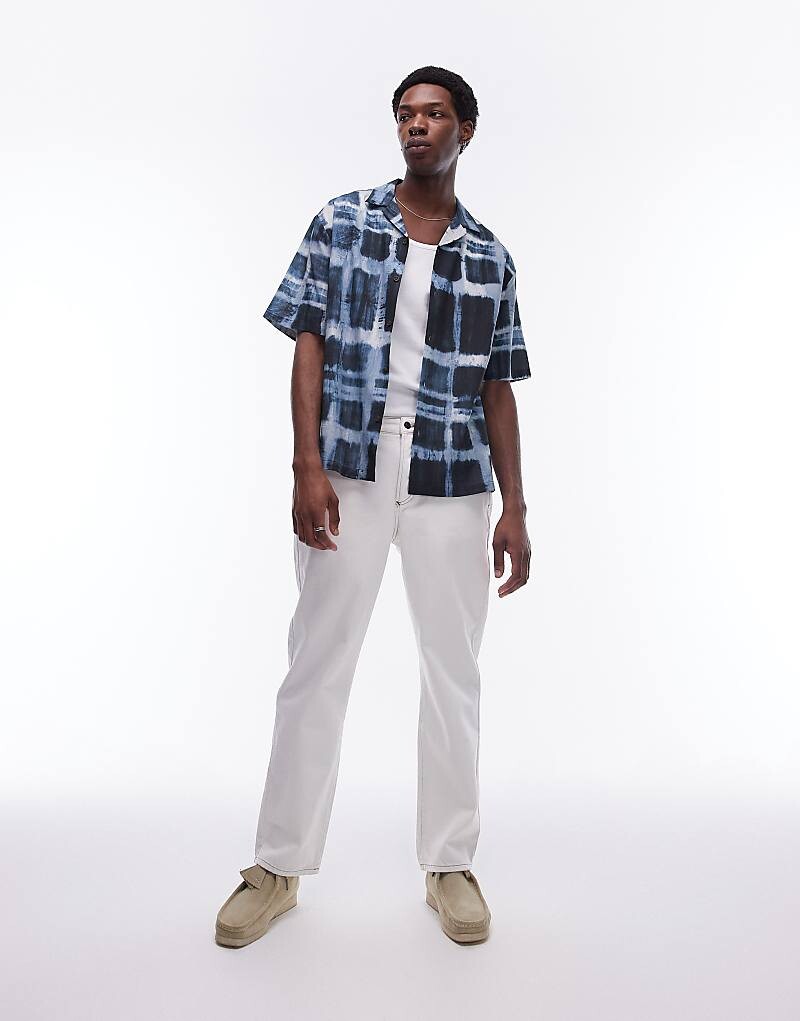 

Topman – прозрачная рубашка с короткими рукавами в синюю клетку свободного кроя