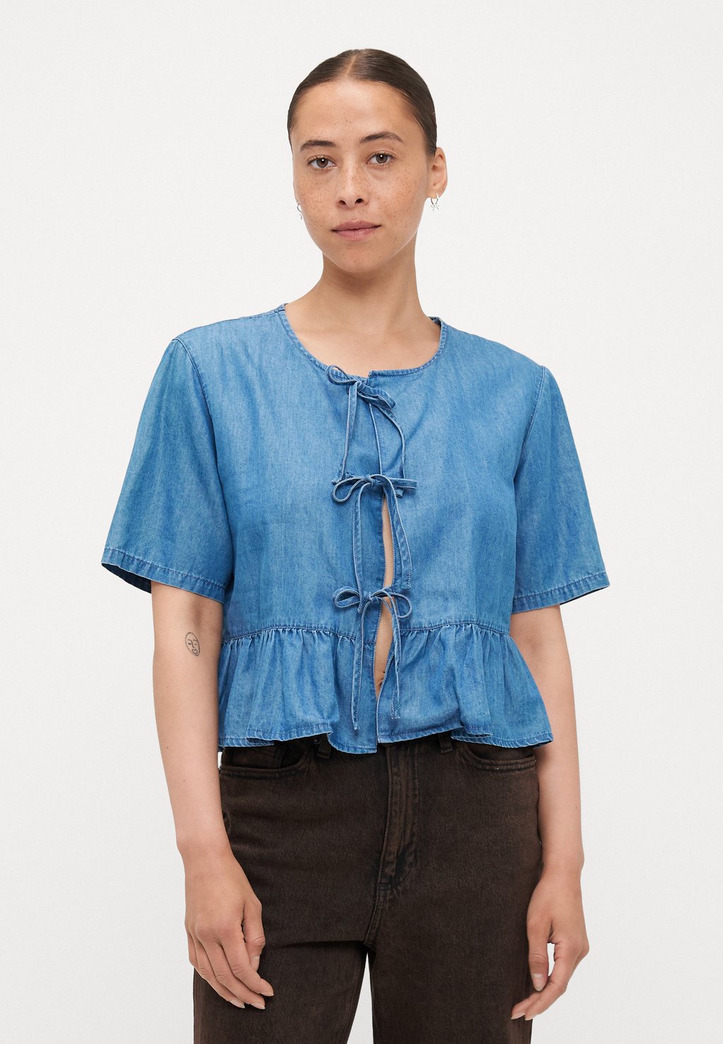 

Блуза ONLBEA BOW SHIRT ONLY Petite, цвет Medium Blue Denim