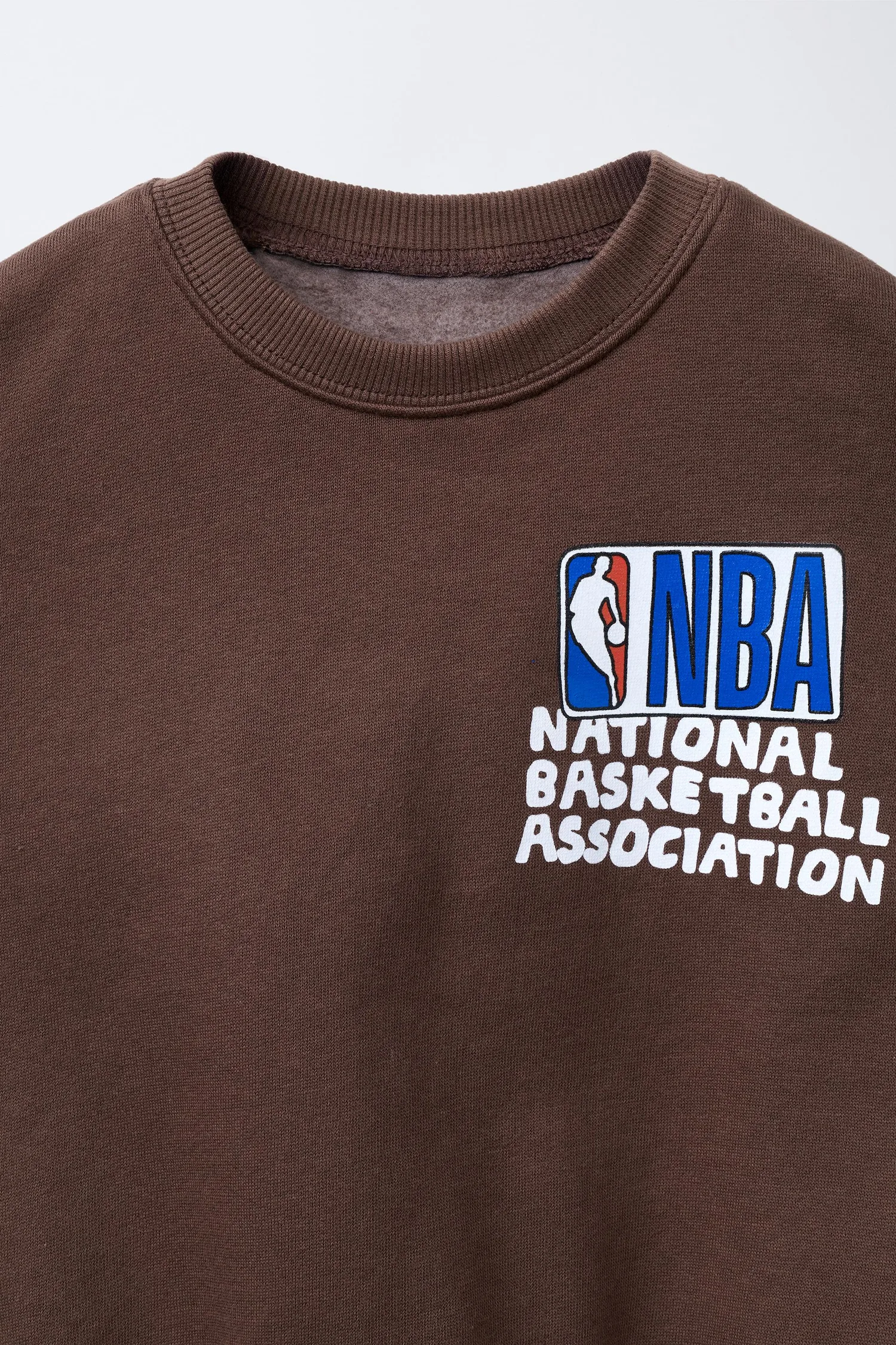 Комплект спортивной одежды и брюк для бега nba - комплект из толстовки и спортивных брюк с символикой нескольких команд Zara, коричневый — фото 3