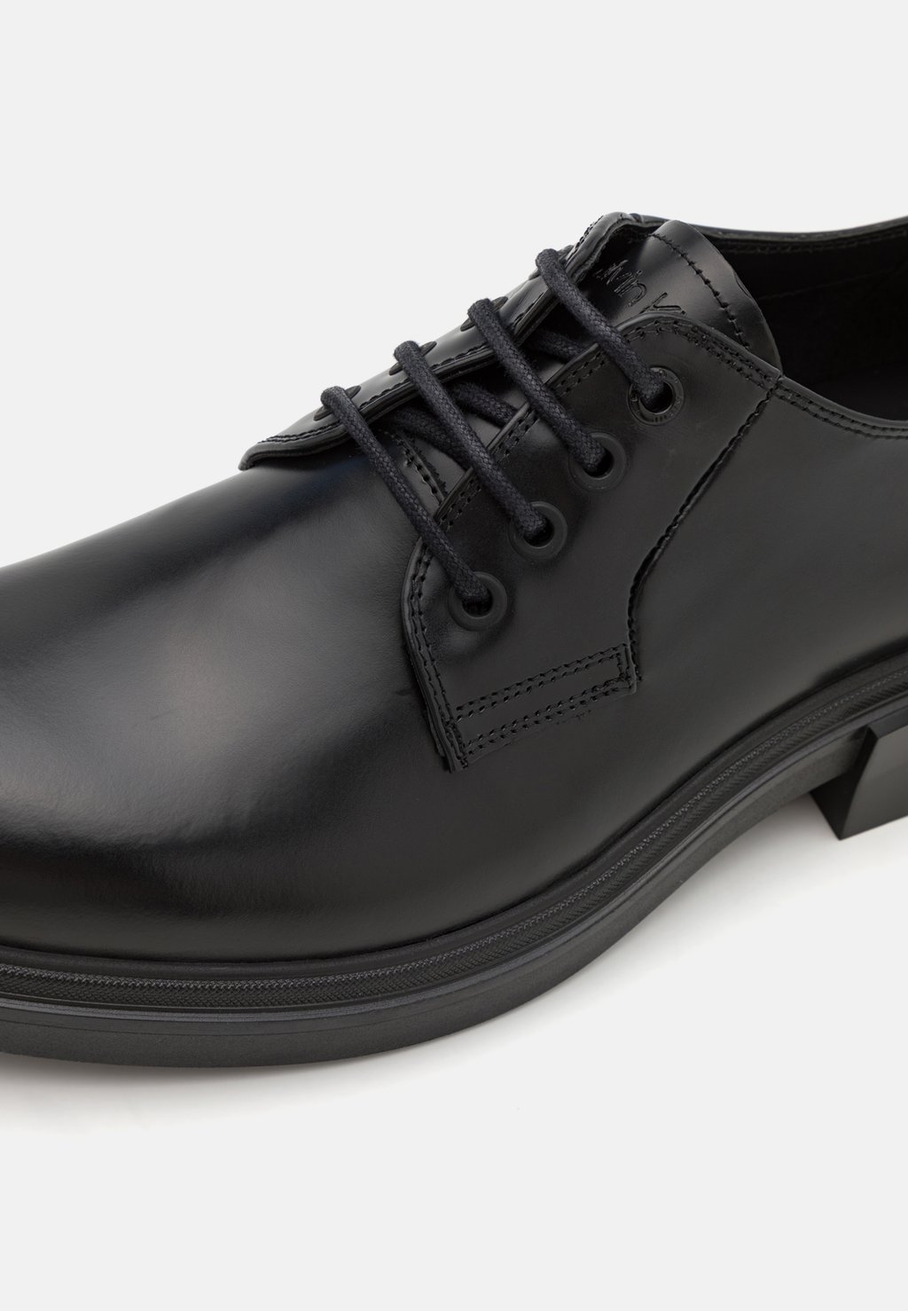

Туфли POSTMAN DERBY Calvin Klein, черный