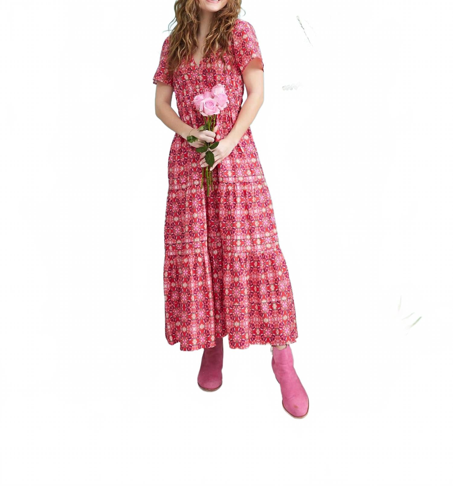 

Платье-макси Poppy с глубоким V-образным вырезом в коттедже Роуз Хилл BROOKS AVENUE, rose hill cottage