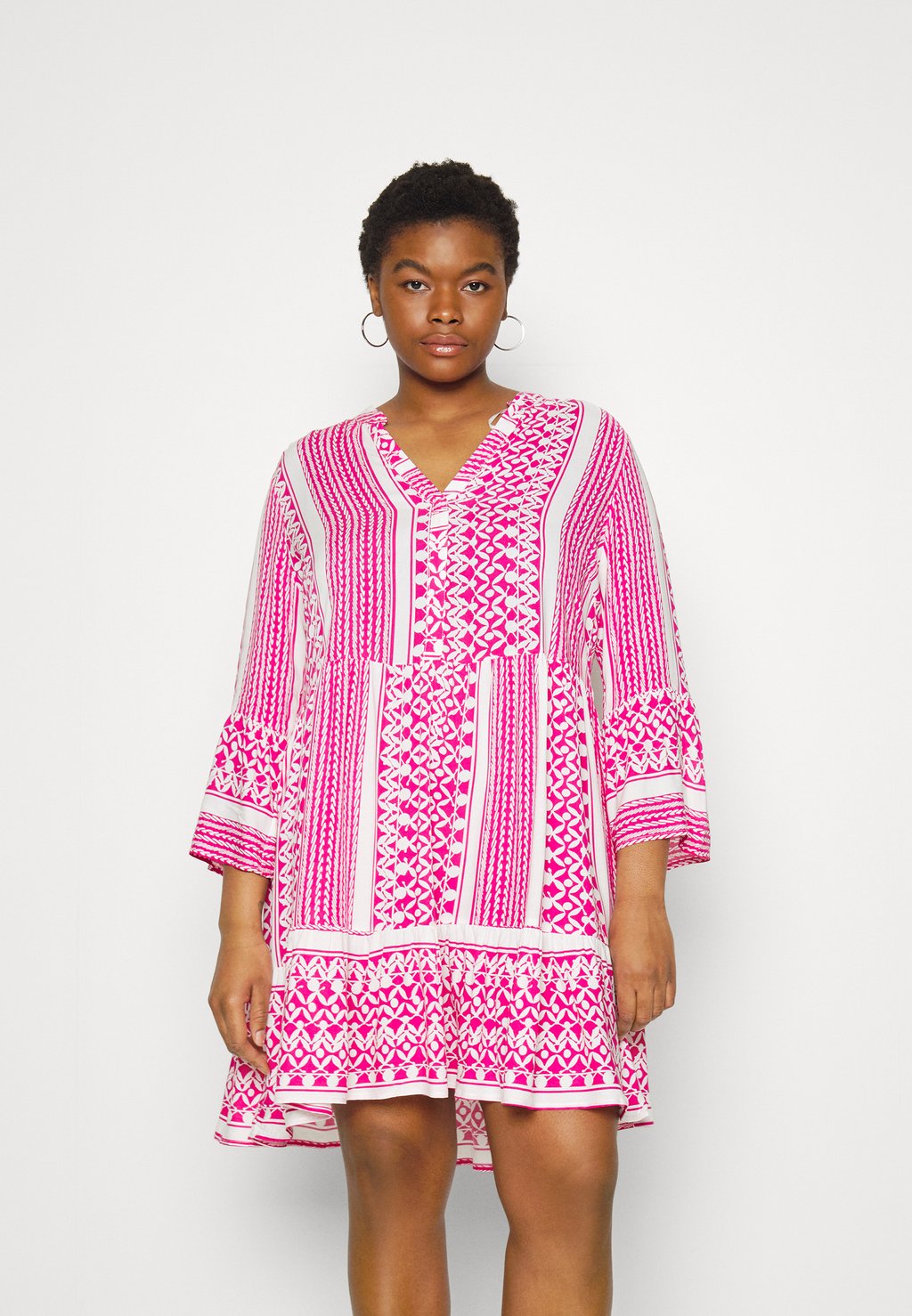 

Повседневное платье CARMARRAKESH LIFE 3/4 TUNIC DRESS ONLY Carmakoma, фуксия