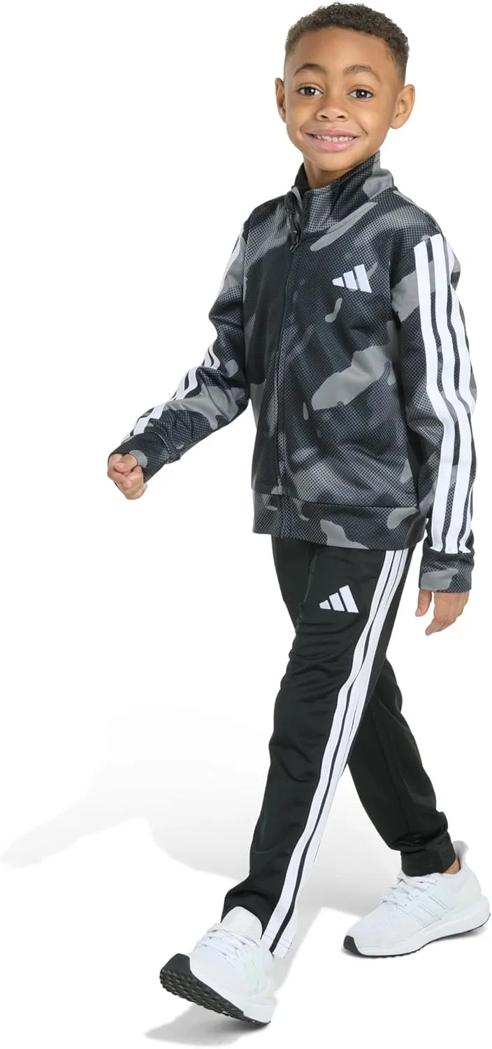 Детский спортивный костюм с камуфляжным принтом adidas, чёрный — фото 3