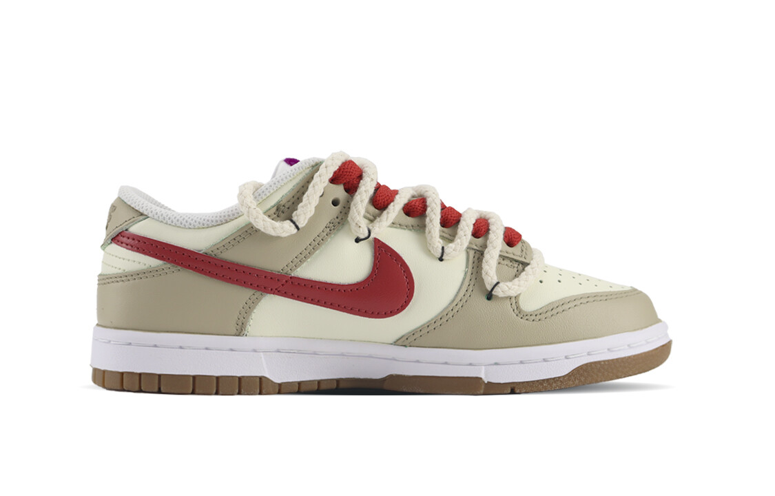 

Женские кроссовки для скейтбординга Nike Dunk