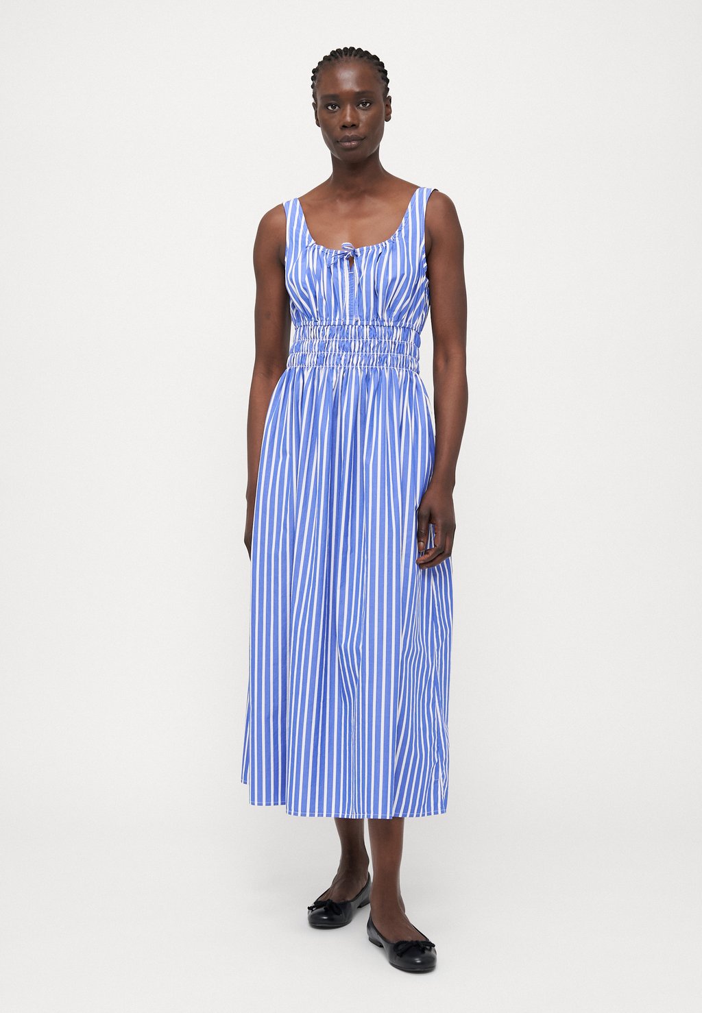 

Повседневное платье TIE SMOCKED MIDI DRESS Gap Tall, синий