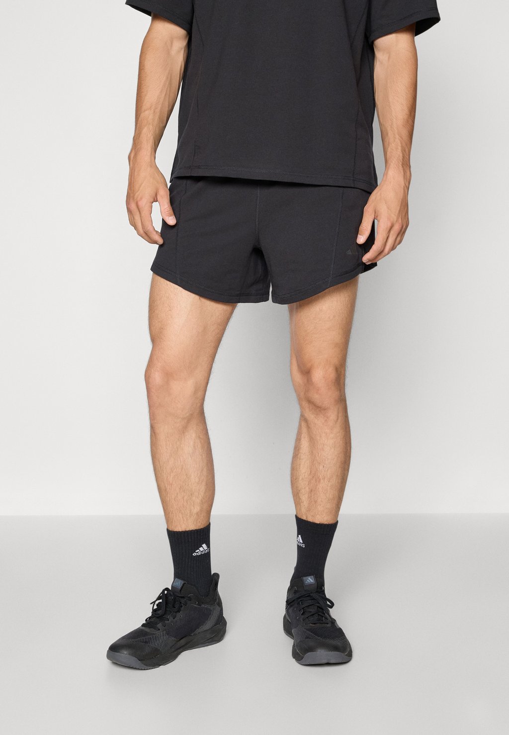 

Спортивные шорты SHORTS Adidas Performance, черный