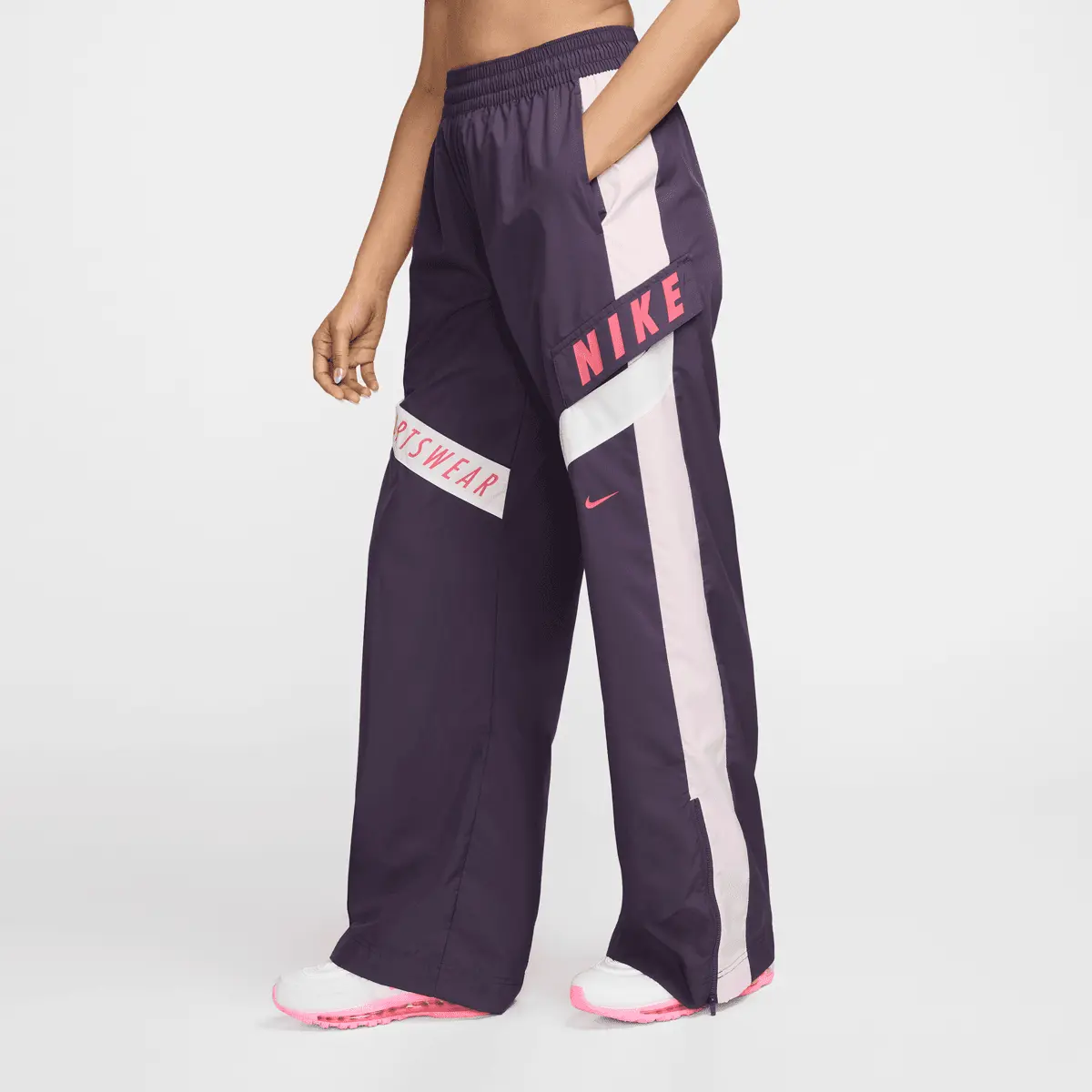 

Спортивные брюки Nike Sportswear High-Waisted Pants, фиолетовый/розовый