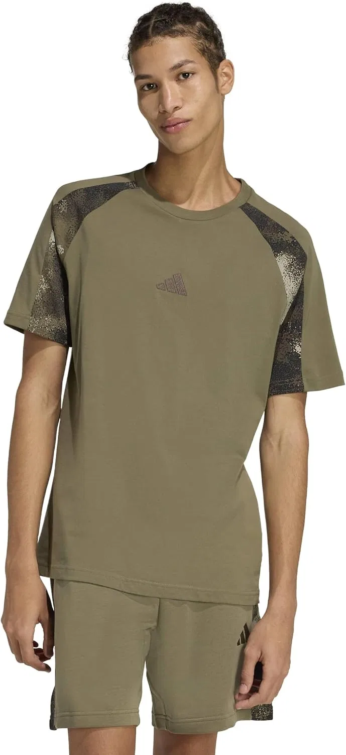 Футболка с камуфляжем adidas, оливковый/мультиколор