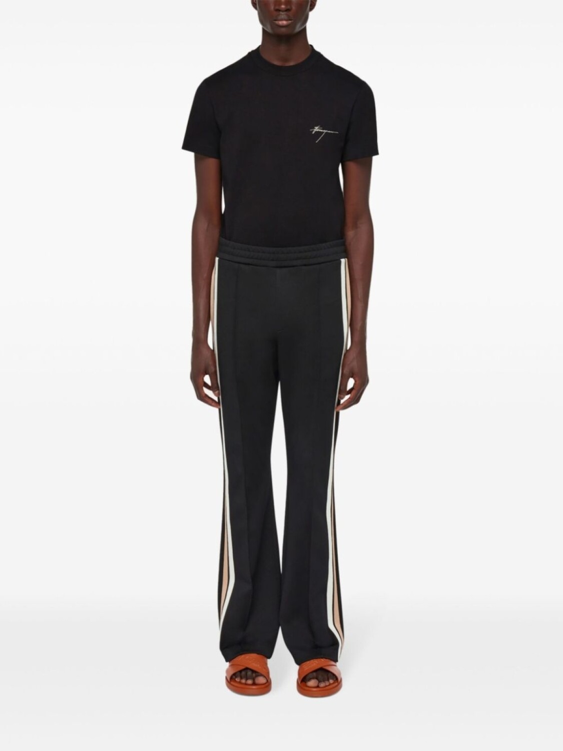 

Ferragamo спортивные брюки с вышитым логотипом, черный