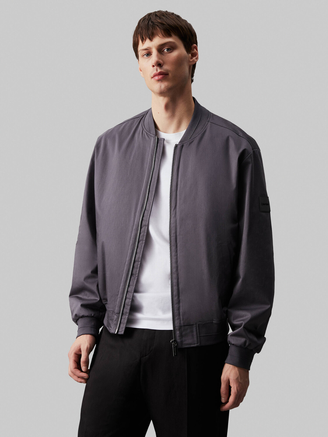 

Куртка Calvin Klein Regular Fit, серый