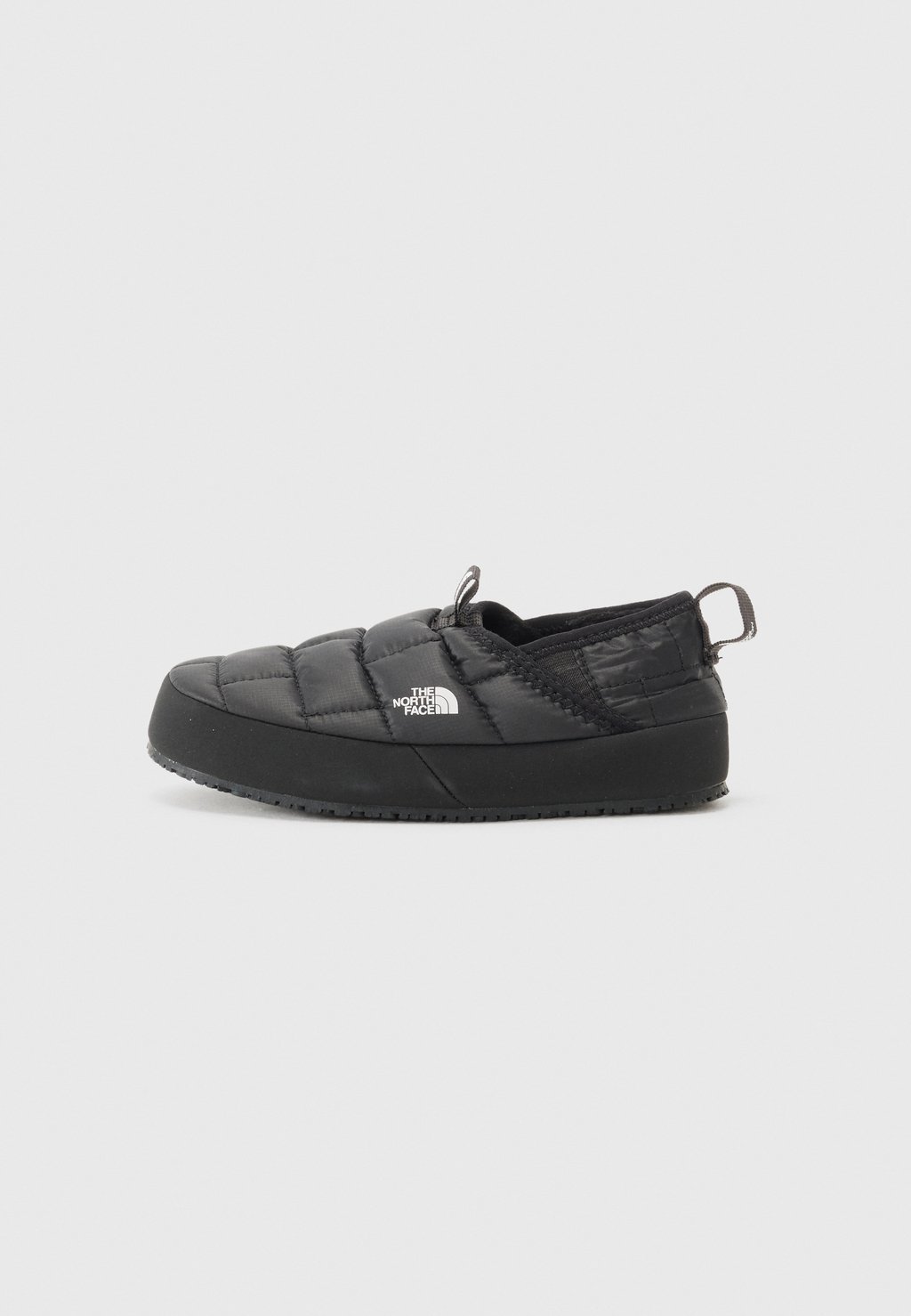 

Зимние сапоги THERMOBALL TRACTION UNISEX The North Face, черный