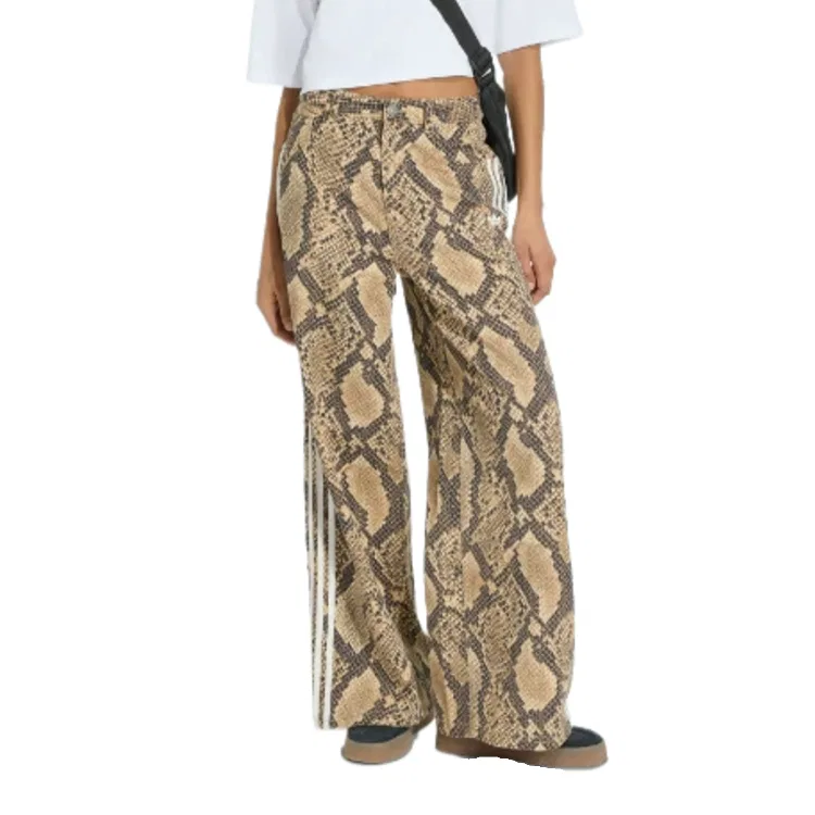 Трикотажные спортивные штаны Adidas Originals Linen Brown/Magic Light Brown