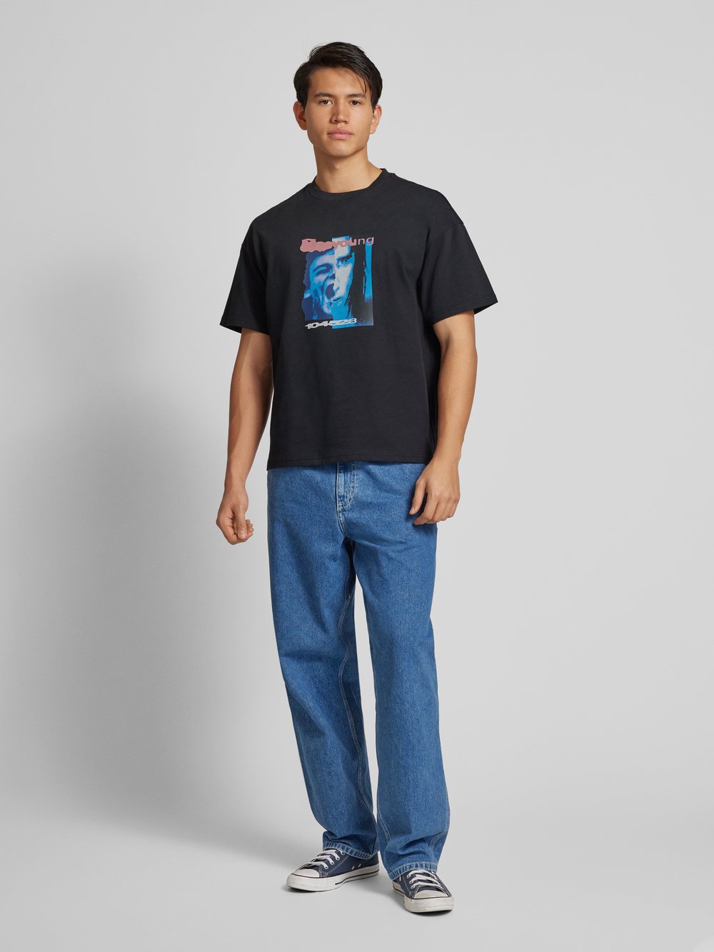 

Футболка с принтом WEEKDAY, черный