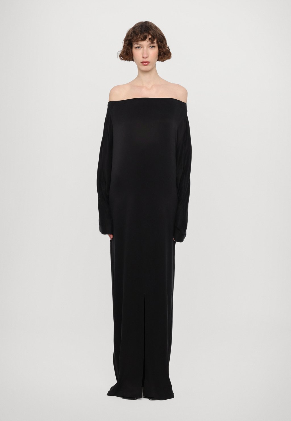 

Платье макси BAT SLEEVE DRESS REMAIN, черный