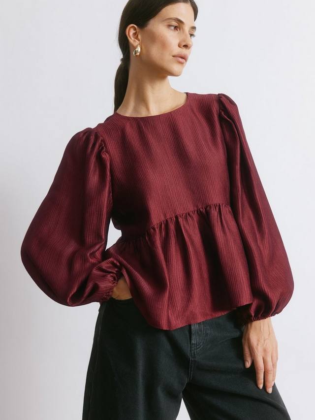 

Топ с плиссированной атласной отделкой и баской Albaray, Burgundy