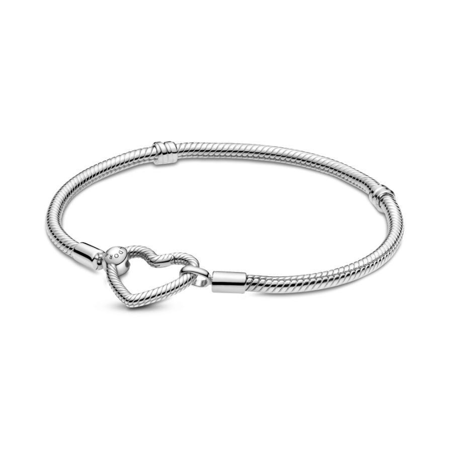 

Браслет Pandora Moments Heart Closure Snake Chain Bracelet, стерлинговое серебро