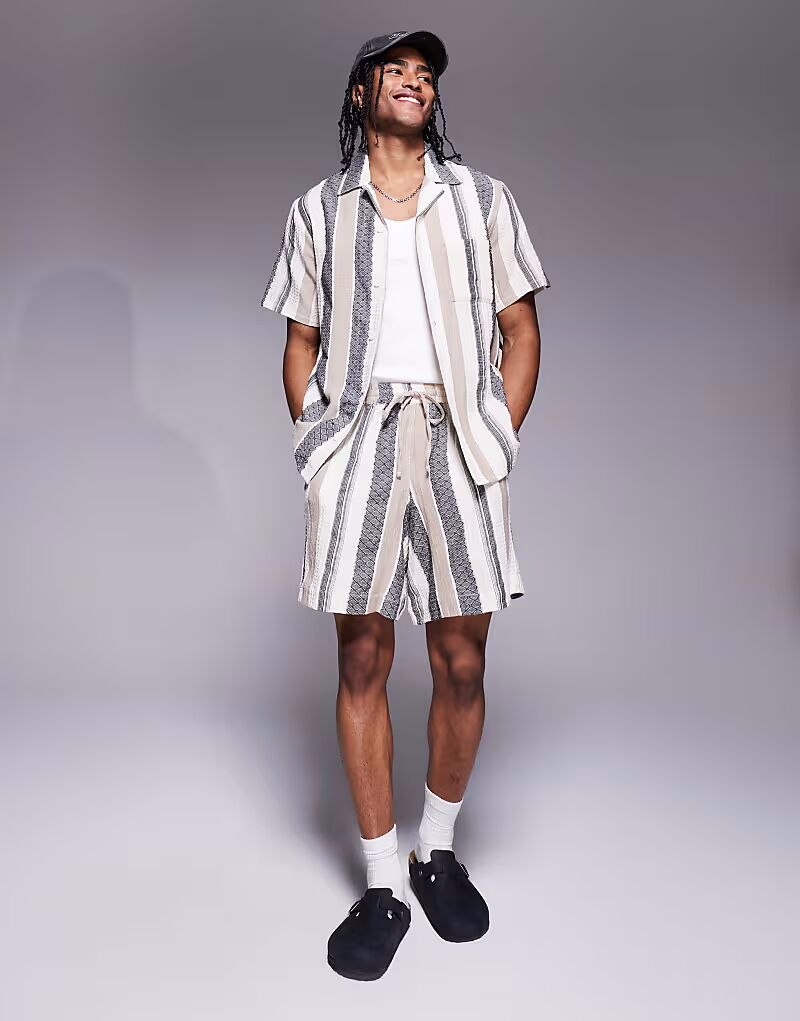 

Пляжная рубашка с короткими рукавами и разноцветной полоской South Beach