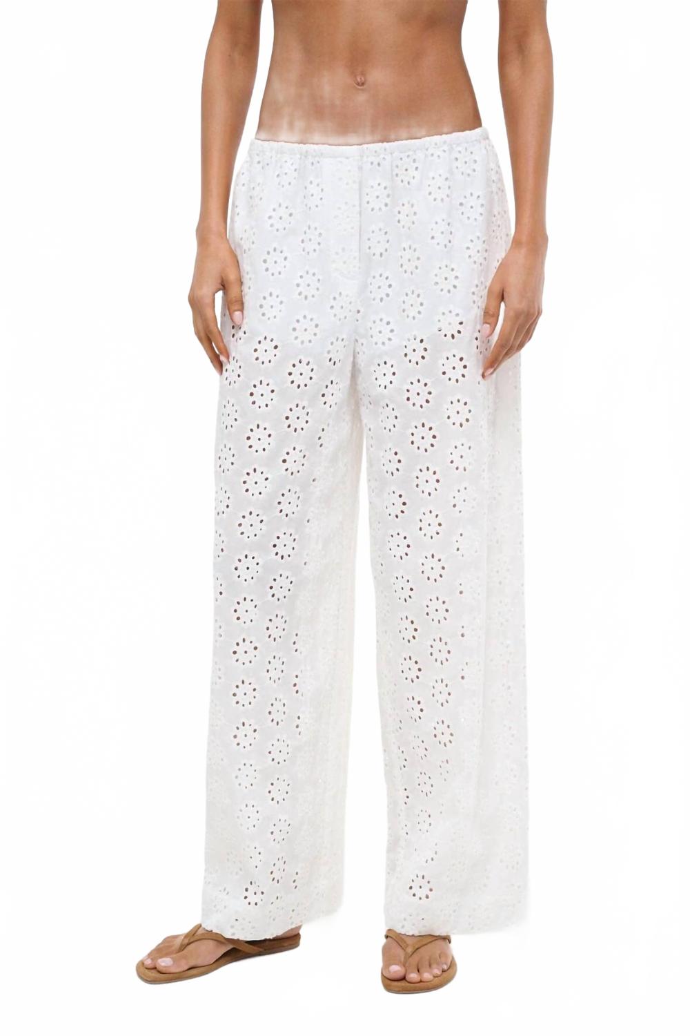 

Брюки Bonfire в белом ажурном стиле STAUD