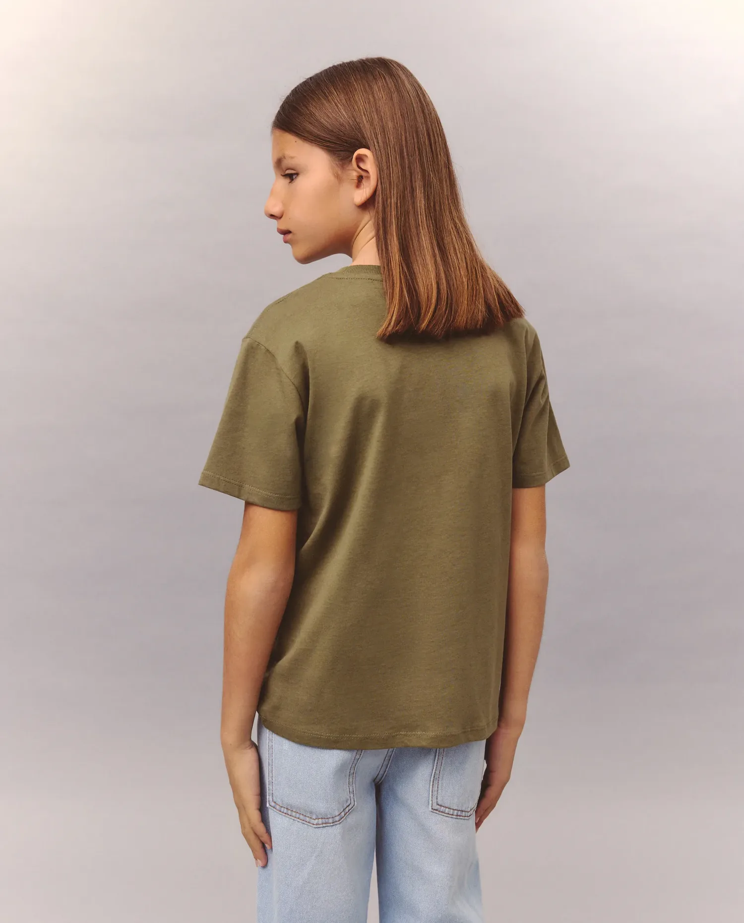 Детская однотонная футболка с коротким рукавом Kids El Corte Inglés, хаки — фото 3