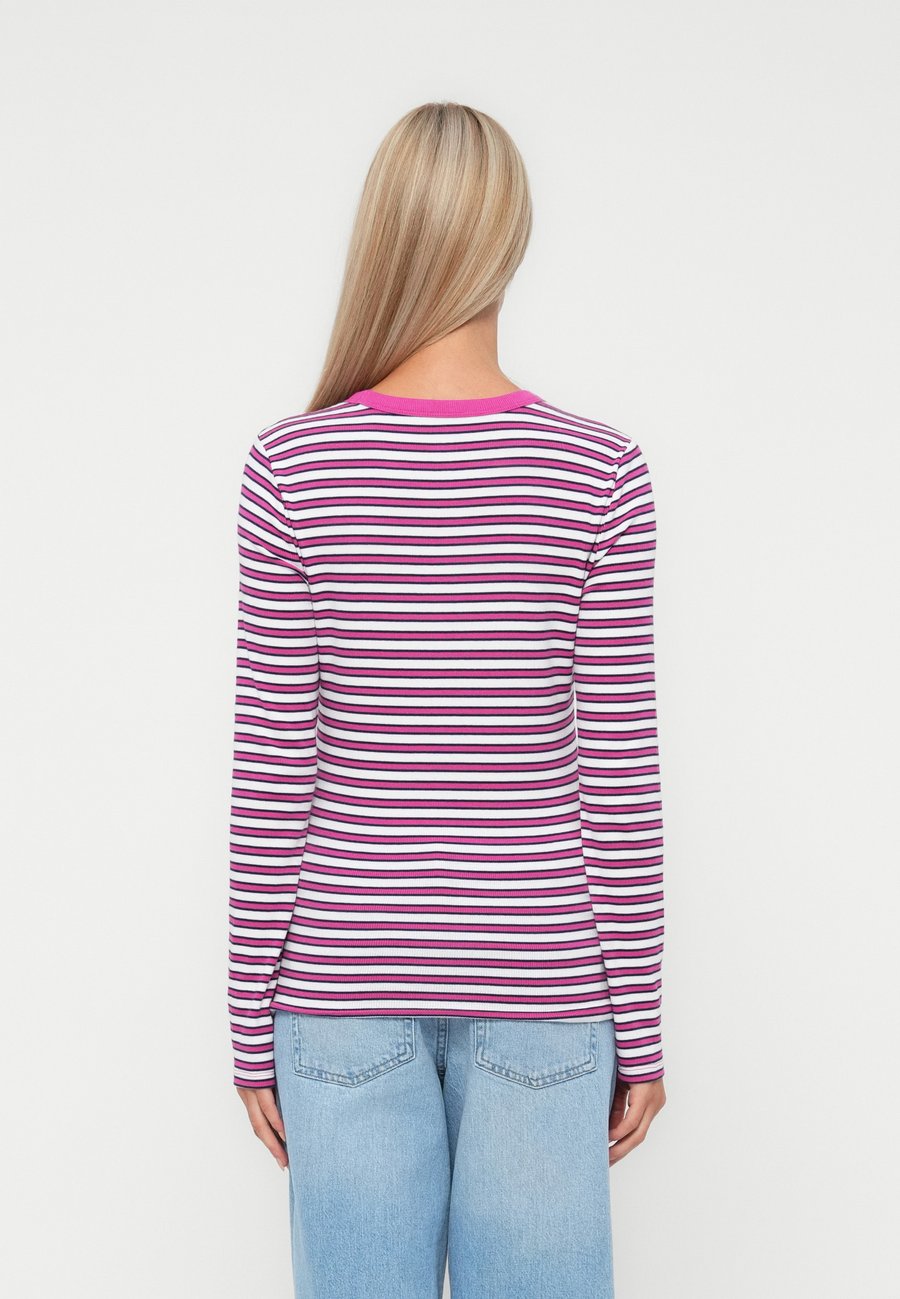 Топ GAP ESSENTIAL STRIPE, Bright Fuchsia/Pink — фото 3