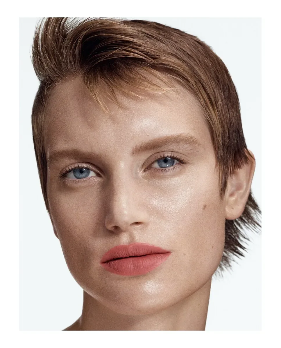 Жидкая губная помада Lipstick Mate Byredo, Matte Utopie 350 — фото 4