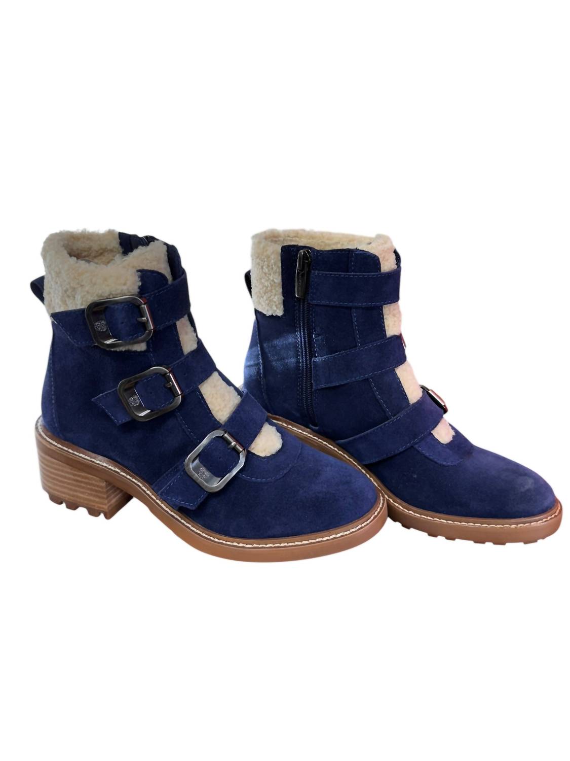 Женские кожаные ботинки Klerica в темно-синем цвете Vince Camuto