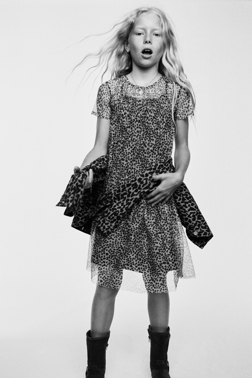 

Платье из тюля с животным принтом ZARA, цвет leopard