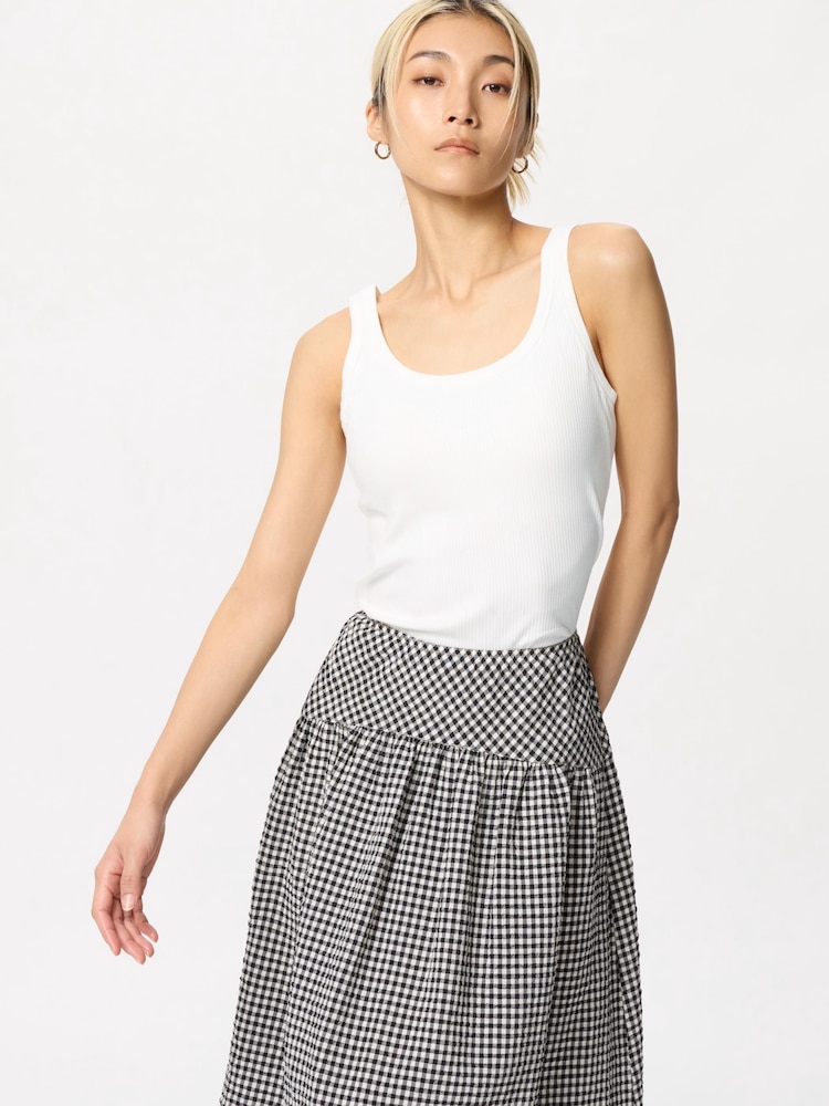 

Майка из хлопкового с чашечками airism Uniqlo, белый