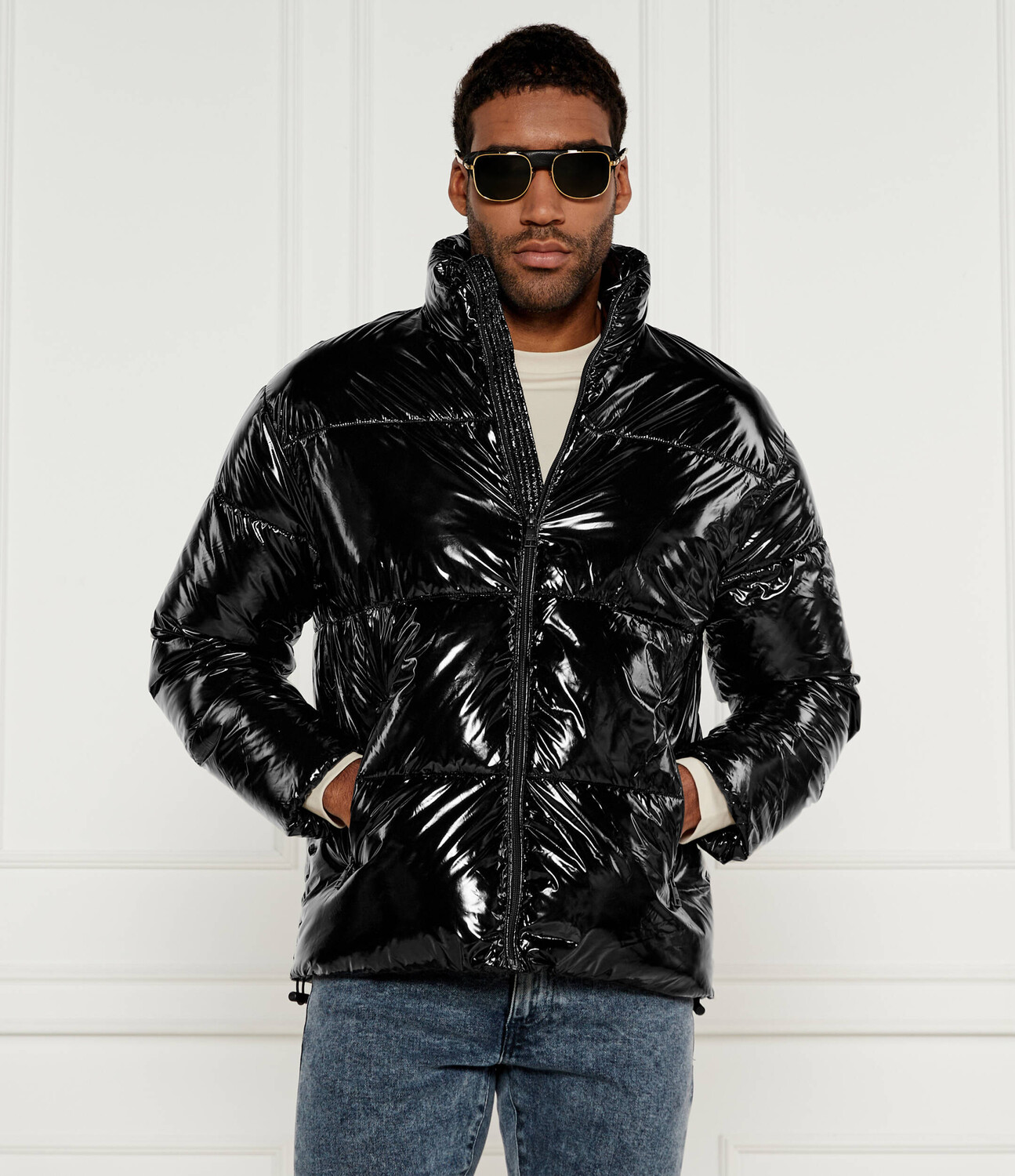 

Куртка Karl Lagerfeld Regular Fit, черный