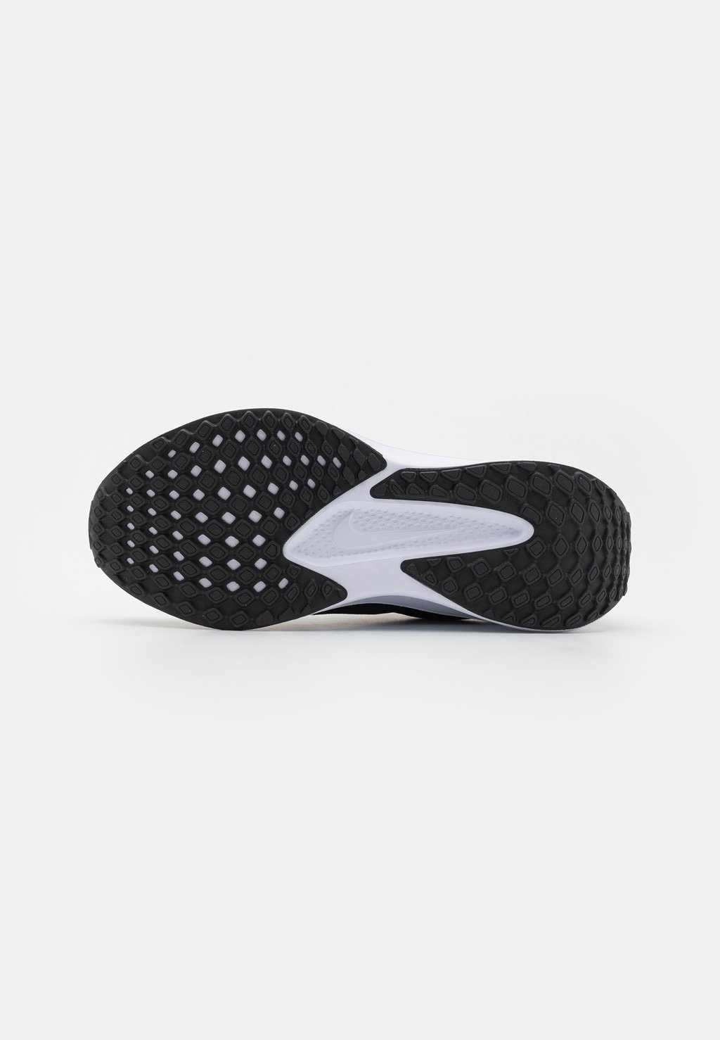 

Кроссовки для бега QUEST 6 Nike Performance, черный