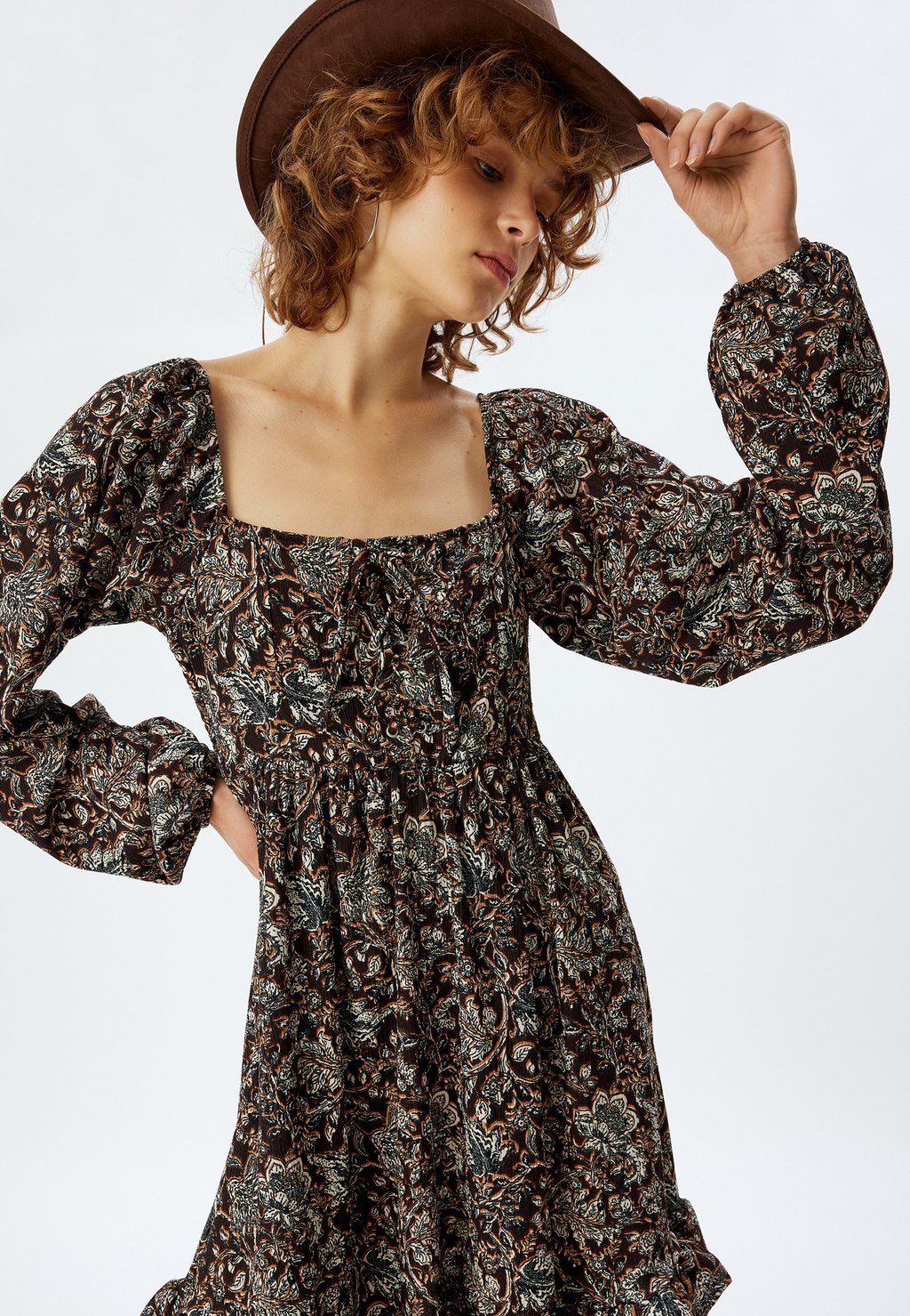 

Повседневное платье PUFF SLEEVE Koton, коричневый