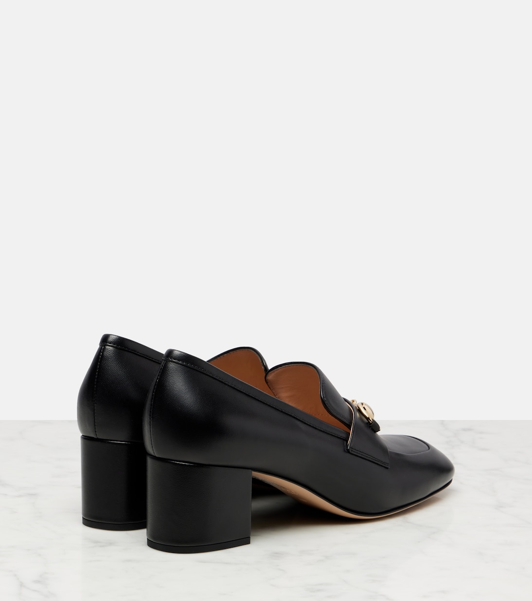 Женские лоферы с подковой из кожи Gucci, черный — фото 2