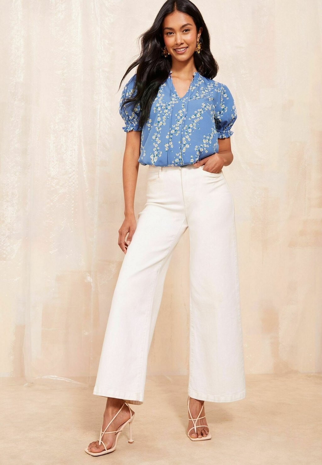 

Блуза SHORT SLEEVE TIE NECK REGULAR FIT Friends Like These, синий