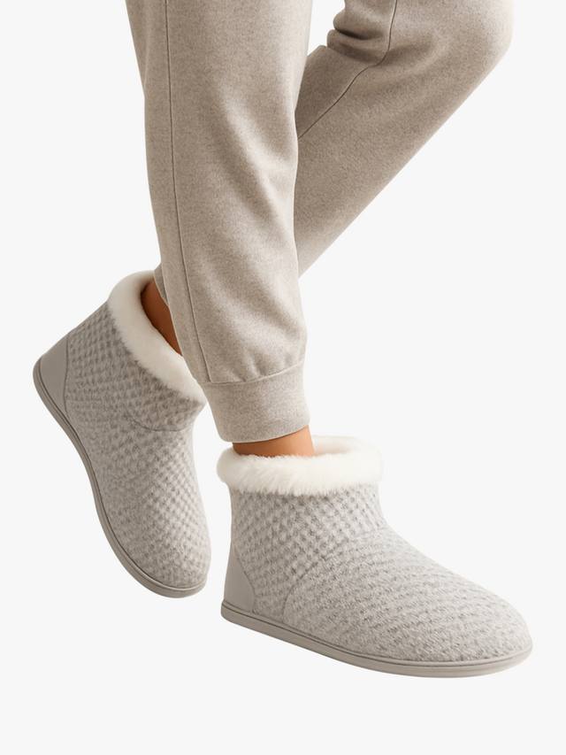 Isotoner женские блестящие вязаные тапочки-угги totes, Light Grey — фото 2